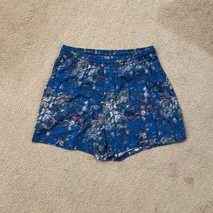 Limited Edition Large Men’s Lululemon shorts, 7in inseam